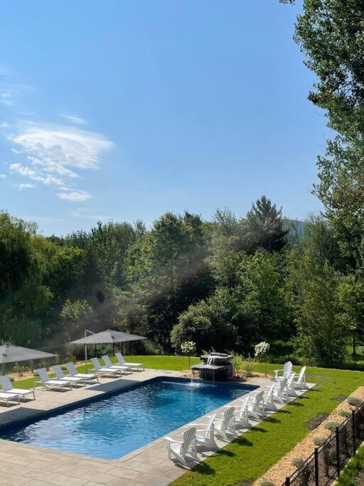 883 Suite 102 Bromont Vieux Village 2Cac , Foyer Esterno foto